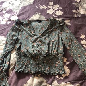 Floral top long sleeve